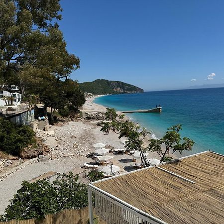 Newly Renovated Apartment Olive Dhermi Exterior photo
