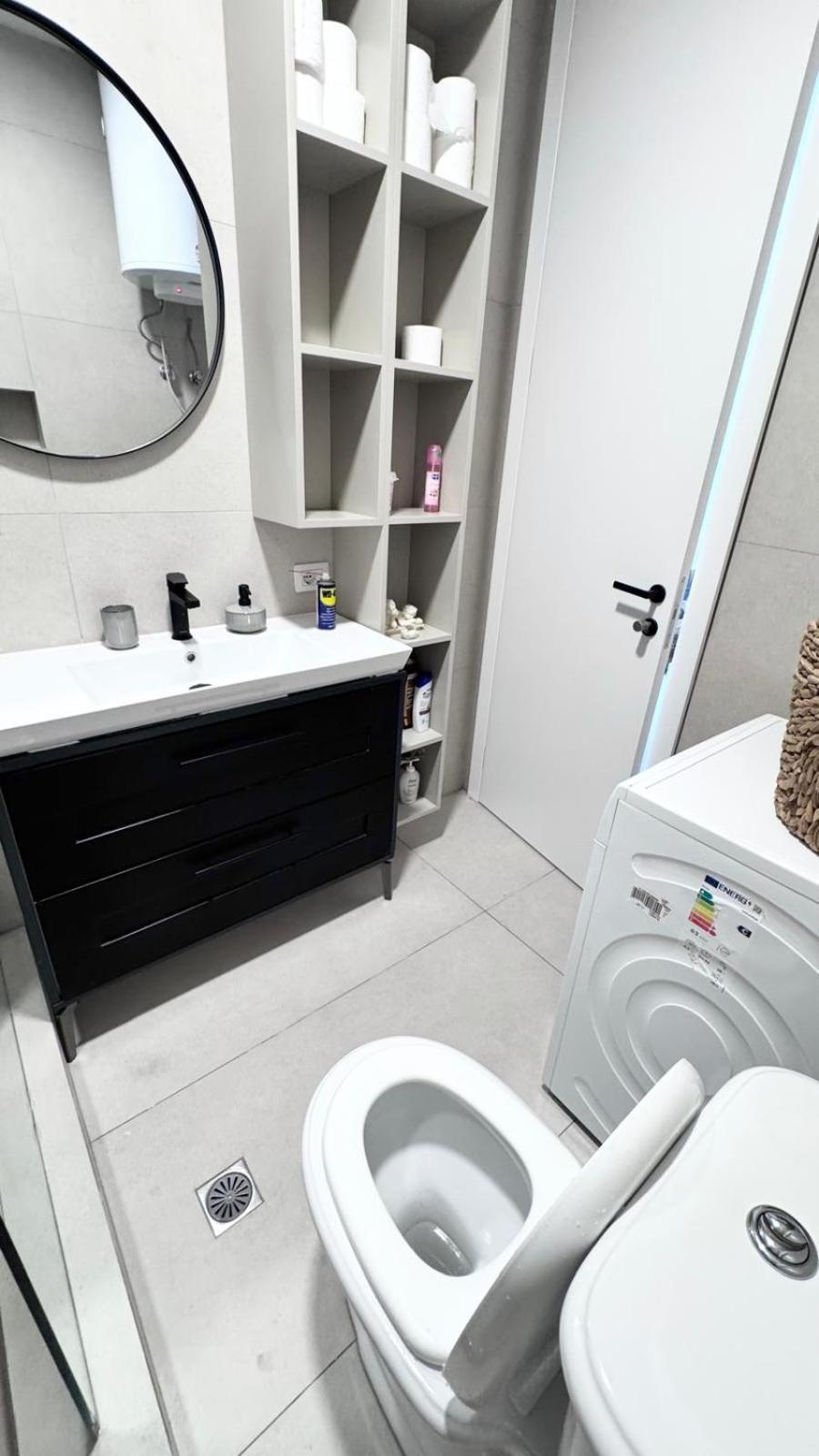 Newly Renovated Apartment Olive Dhermi Exterior photo