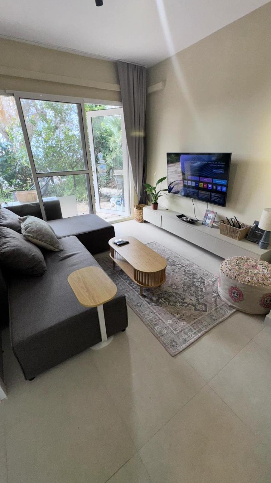 Newly Renovated Apartment Olive Dhermi Exterior photo