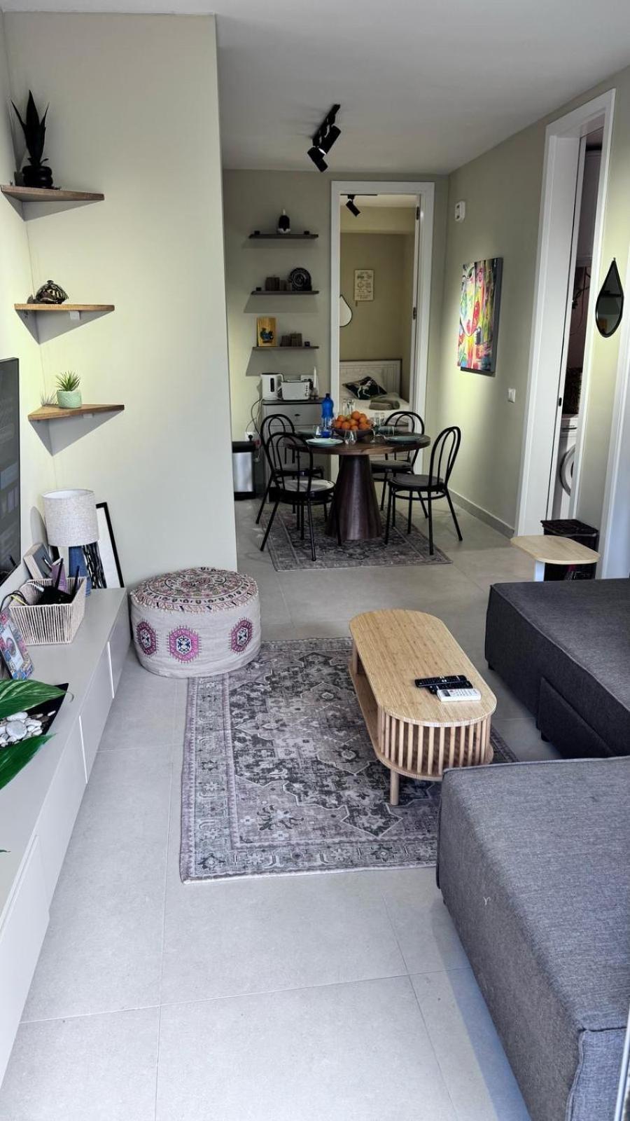 Newly Renovated Apartment Olive Dhermi Exterior photo
